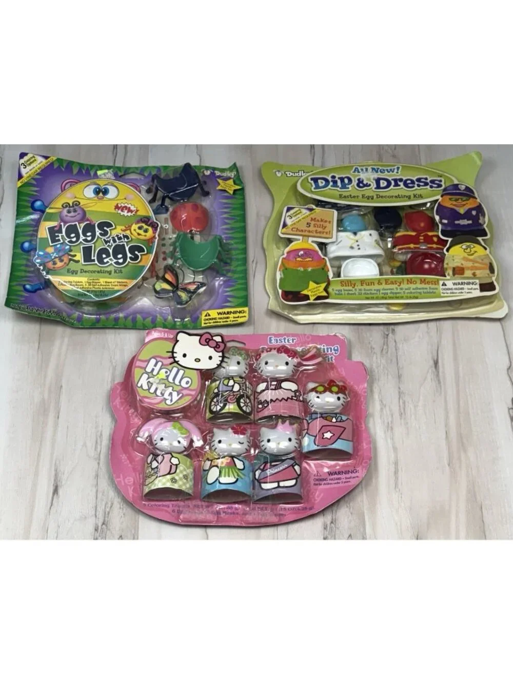 VTG 2004-2005 EASTER EGG DECORATING KITS Hello Kitty Dip & Dress Eggs w/ Legs